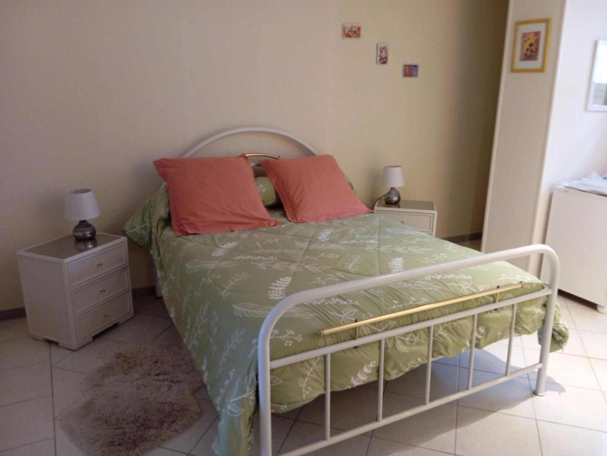 Bed and Breakfast La Salamandre De Chazelles 16 Zewnętrze zdjęcie